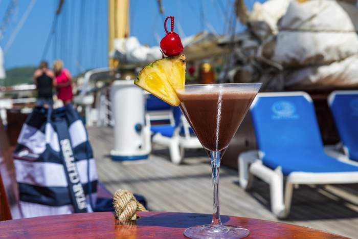 ©Star Clippers Bar Drinks Deck.jpg